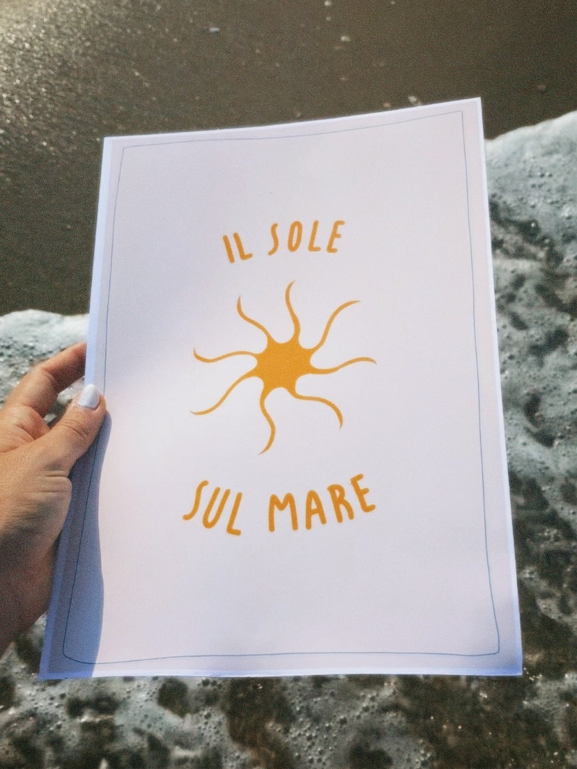 Print "Il sole sul mare"